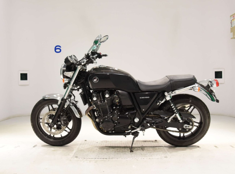 Мотоцикл Honda CB1100A с пробегом 2581 km с пробегом 2581 km