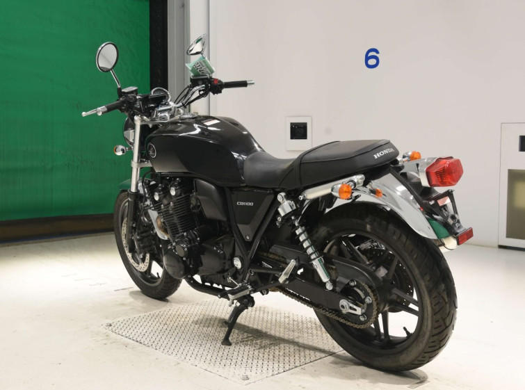 Мотоцикл Honda CB1100A с пробегом 2581 km с пробегом 2581 km