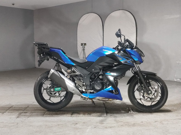 Мотоцикл Kawasaki Z250 с пробегом 1917 km