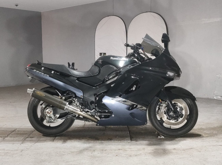 Мотоцикл Kawasaki ZZ-R1100 з пробігом 27535 km