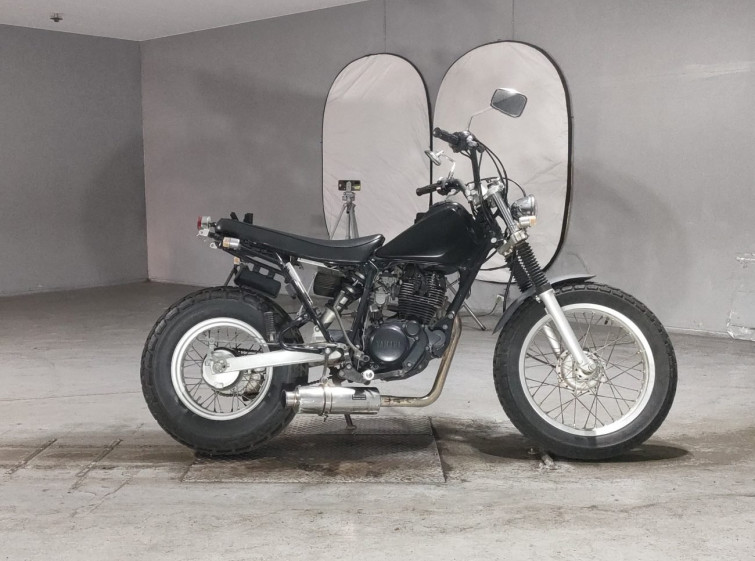 Мотоцикл Yamaha TW200 с пробегом 40877 km