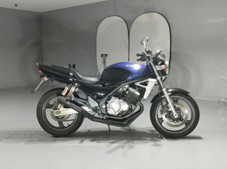 Мотоцикл Suzuki GSX250FX з пробігом 5463 km