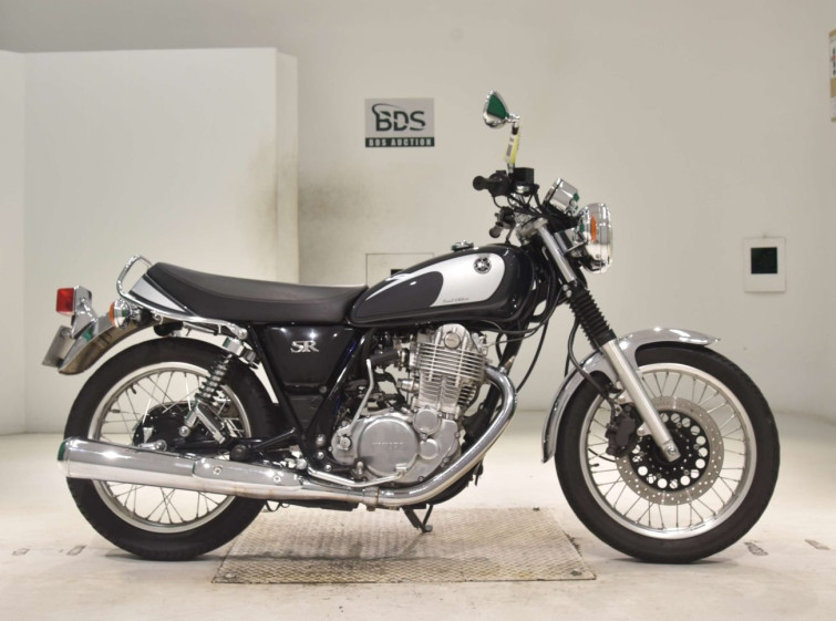 Мотоцикл Yamaha SR400 с пробегом 16498 km