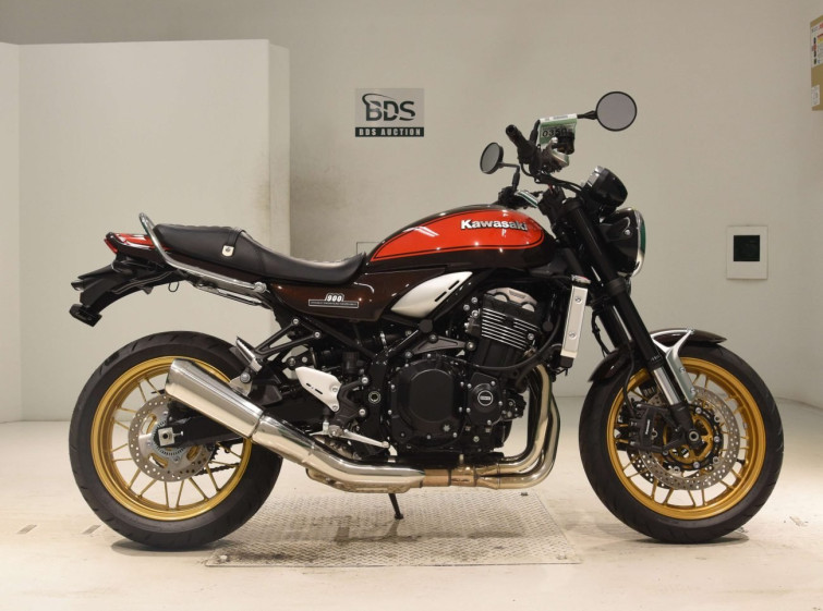 Мотоцикл Kawasaki Z900RS з пробігом 27 km з пробігом 27 km