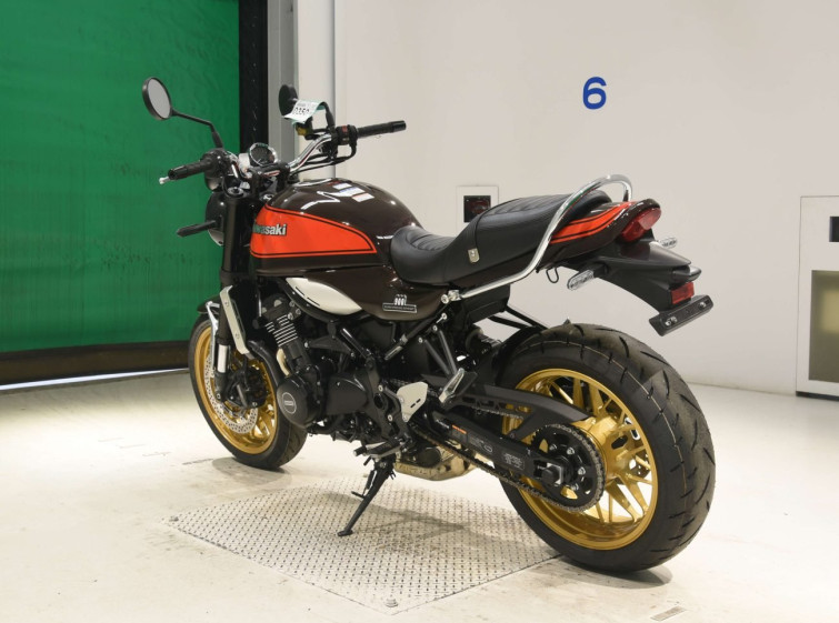 Мотоцикл Kawasaki Z900RS з пробігом 27 km з пробігом 27 km