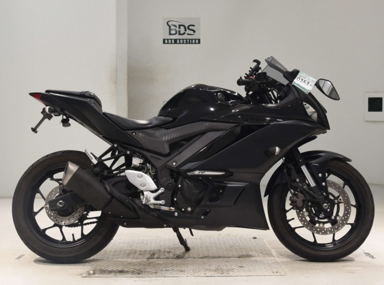 Мотоцикл Yamaha YZF-R3 з пробігом 12334 km з пробігом 12334 km