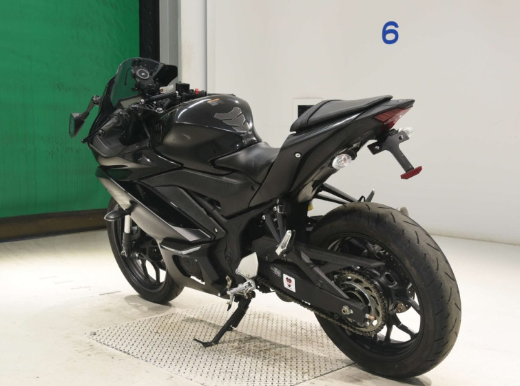Мотоцикл Yamaha YZF-R3 з пробігом 12334 km з пробігом 12334 km