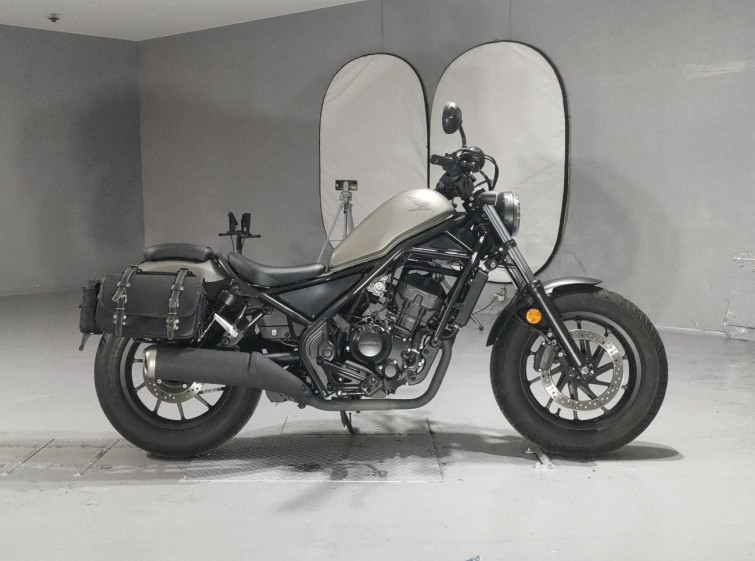 Мотоцикл Honda REBEL CMX250 з пробігом 7880 km