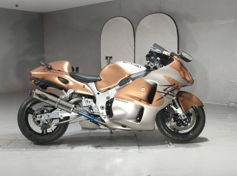 Мотоцикл Suzuki GSX1300R HAYABUSA с пробегом 47049 km