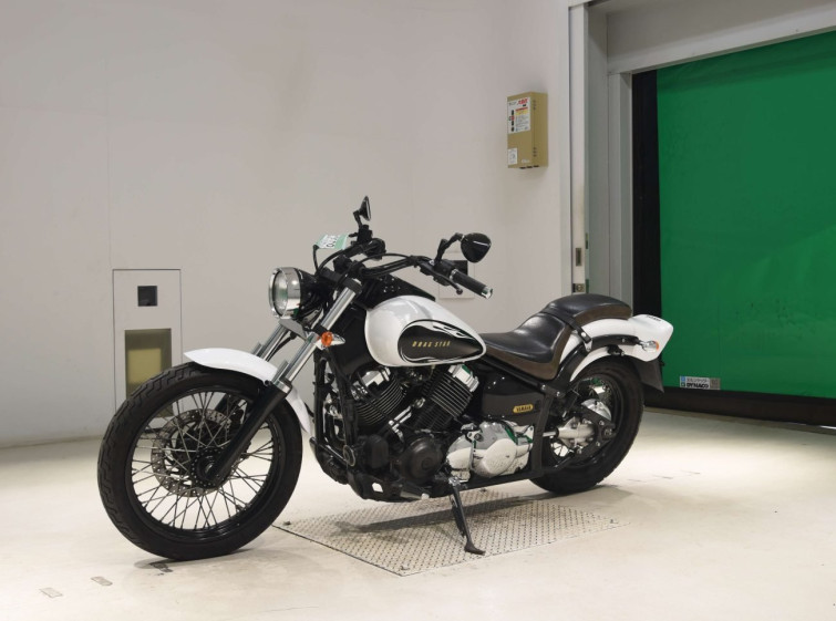 Мотоцикл Yamaha DRAGSTAR XVS400 з пробігом 19457 km з пробігом 19457 km