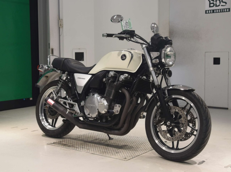 Мотоцикл Honda CB1100 с пробегом 13631 km с пробегом 13631 km
