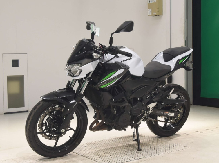 Мотоцикл Kawasaki Z400 з пробігом 15446 km з пробігом 15446 km