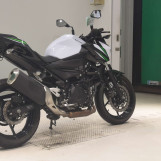 Мотоцикл Kawasaki Z400 з пробігом 15446 km з пробігом 15446 km