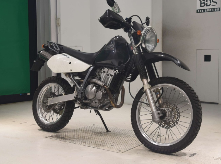 Мотоцикл Suzuki DJEBEL250XC с пробегом 28588 km с пробегом 28588 km
