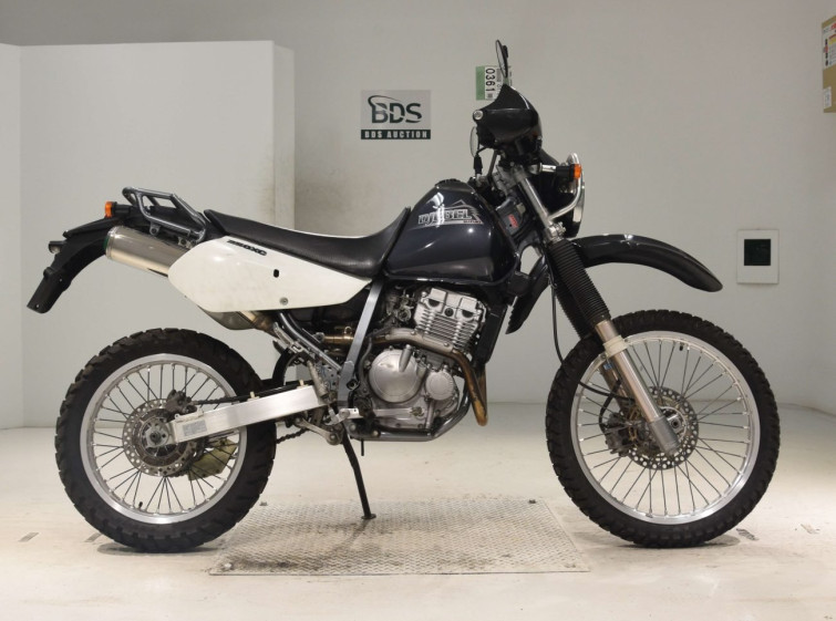 Мотоцикл Suzuki DJEBEL250XC с пробегом 28588 km с пробегом 28588 km