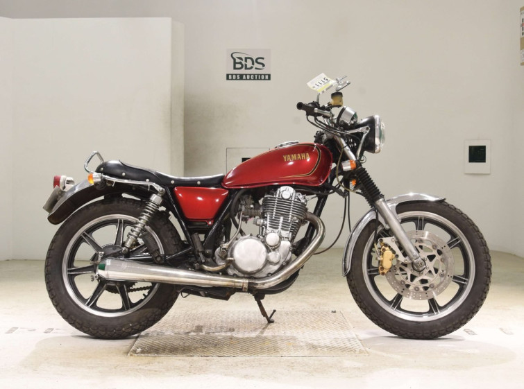 Мотоцикл Yamaha SR400 с пробегом 28590 km