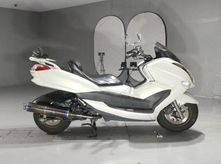 Мотоцикл Yamaha MAJESTY 250 з пробігом 31437 km