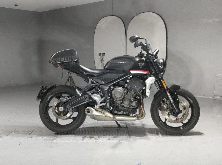 Мотоцикл Triumph TRIDENT660 с пробегом 7154 km