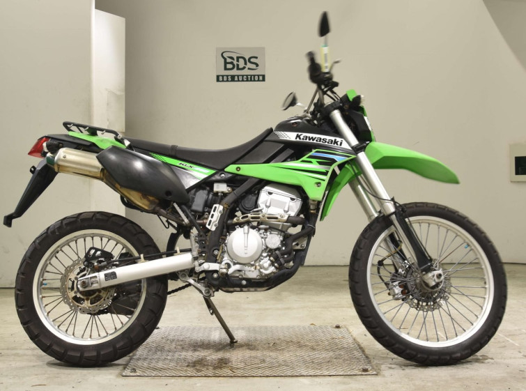 Мотоцикл Kawasaki KLX250 з пробігом 20126 km