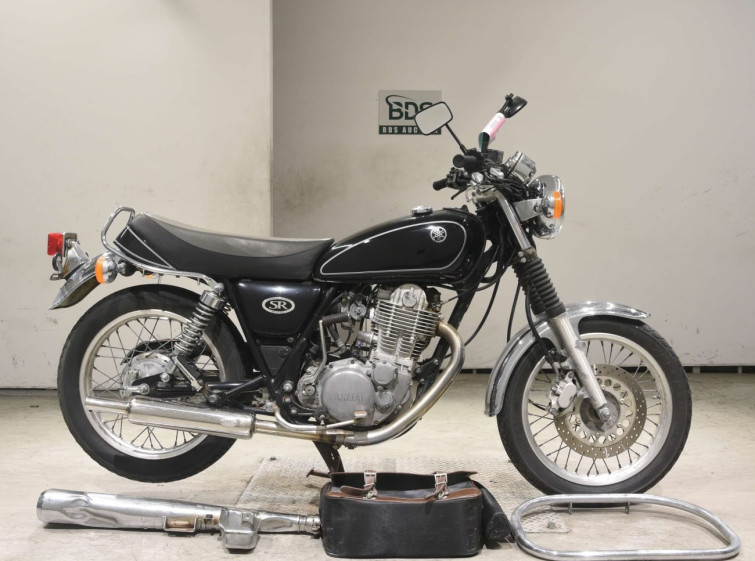 Мотоцикл Yamaha SR400 з пробігом 9255 km