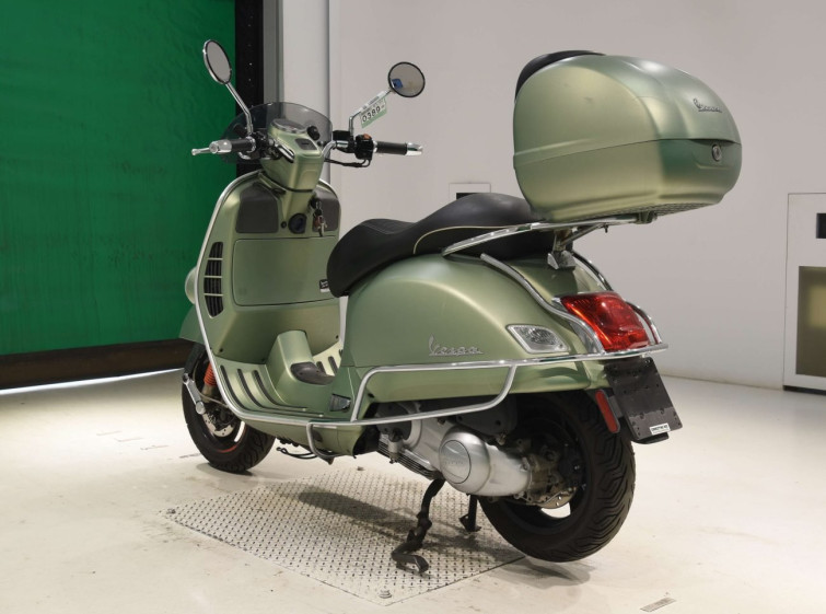 Мотоцикл Vespa SEI GIORNI с пробегом 13161 km с пробегом 13161 km