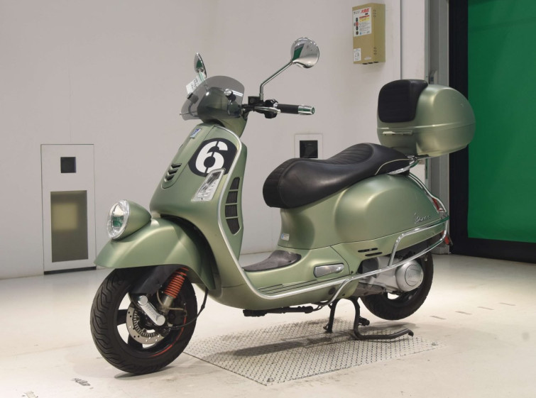Мотоцикл Vespa SEI GIORNI с пробегом 13161 km с пробегом 13161 km