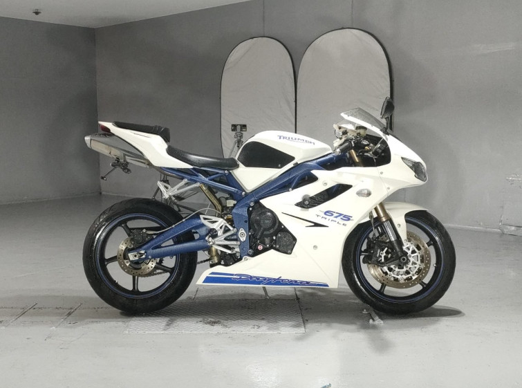 Мотоцикл Triumph DAYTONA 675 с пробегом 24250 km