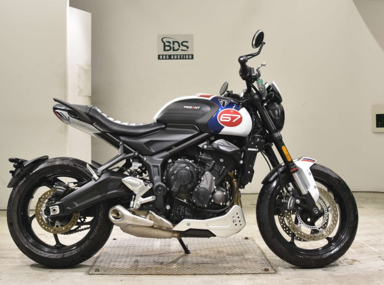 Мотоцикл Triumph TRIDENT660 с пробегом 1758 km