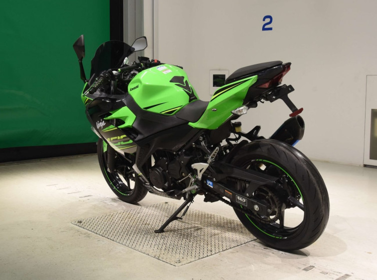 Мотоцикл Kawasaki NINJA400 с пробегом 38549 km с пробегом 38549 km