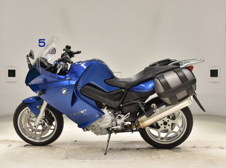 Мотоцикл BMW F800ST з пробігом 65809 km з пробігом 65809 km