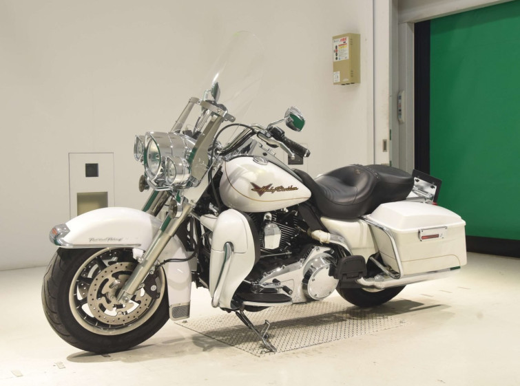 Мотоцикл HD ROAD KING FLHR1340 с пробегом 17981 km с пробегом 17981 km