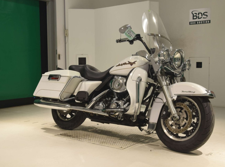 Мотоцикл HD ROAD KING FLHR1340 с пробегом 17981 km с пробегом 17981 km