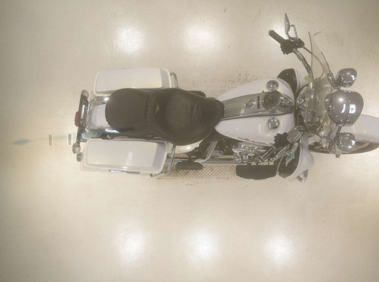 Мотоцикл HD ROAD KING FLHR1340 с пробегом 17981 km с пробегом 17981 km