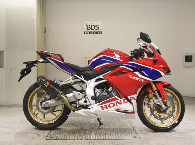 Мотоцикл Honda CBR250RRA с пробегом 5459 km