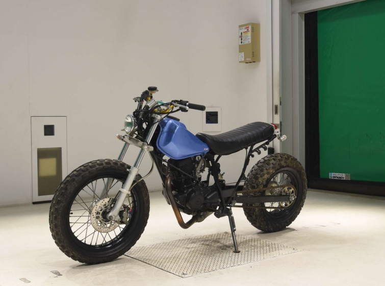 Мотоцикл Yamaha TW200E з пробігом 7580 km з пробігом 7580 km