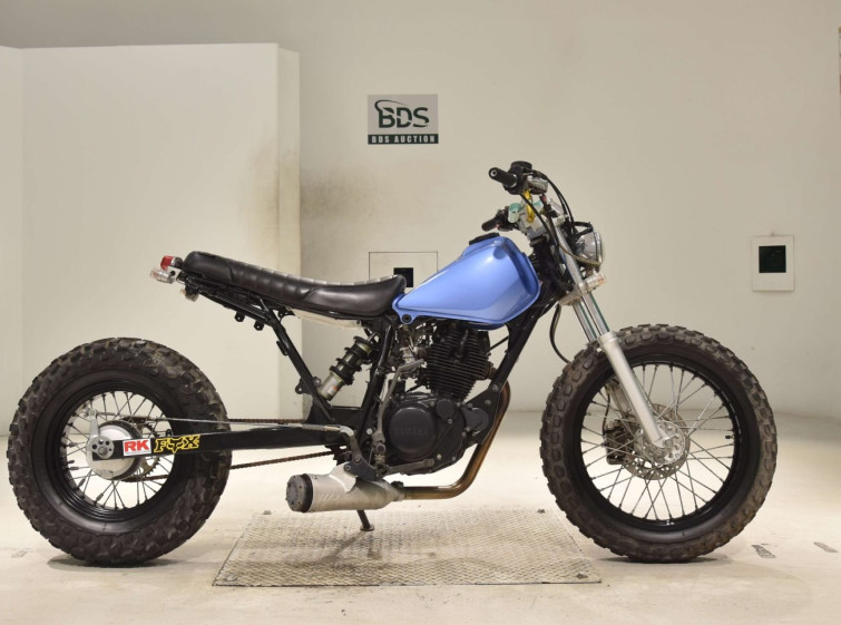 Мотоцикл Yamaha TW200E з пробігом 7580 km з пробігом 7580 km