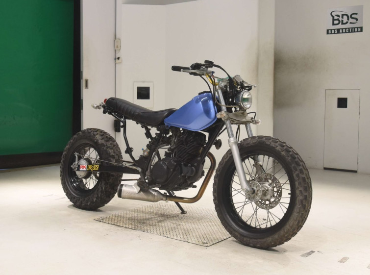 Мотоцикл Yamaha TW200E з пробігом 7580 km з пробігом 7580 km