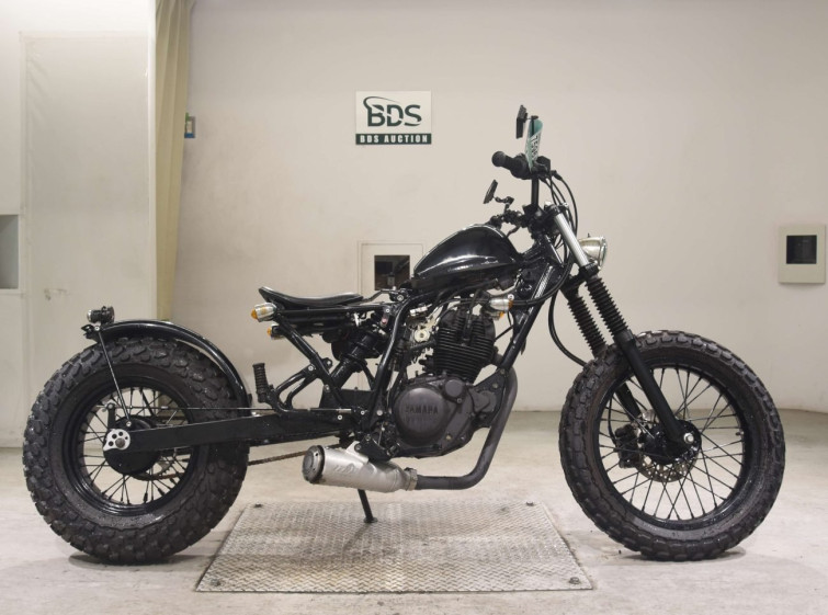 Мотоцикл Yamaha TW200E с пробегом 968 km