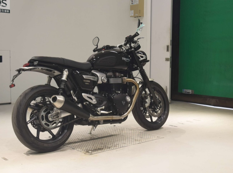 Мотоцикл Triumph SPEED TWIN с пробегом 8013 km с пробегом 8013 km