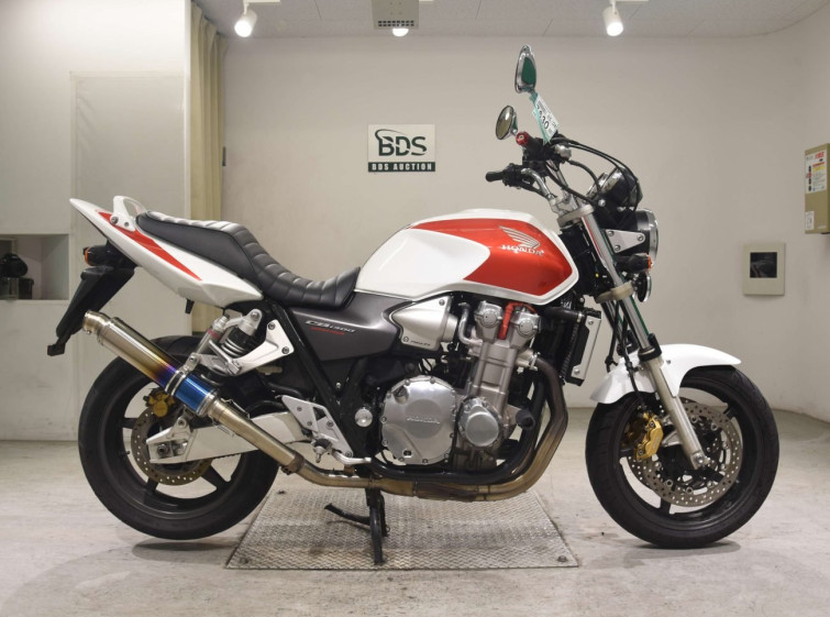 Мотоцикл Honda CB1300SF с пробегом 38023 km