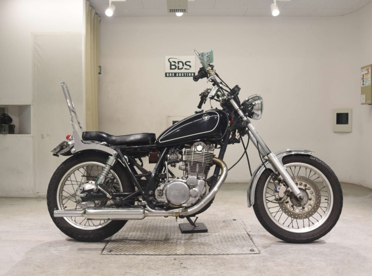 Мотоцикл Yamaha SR400 з пробігом 13749 km