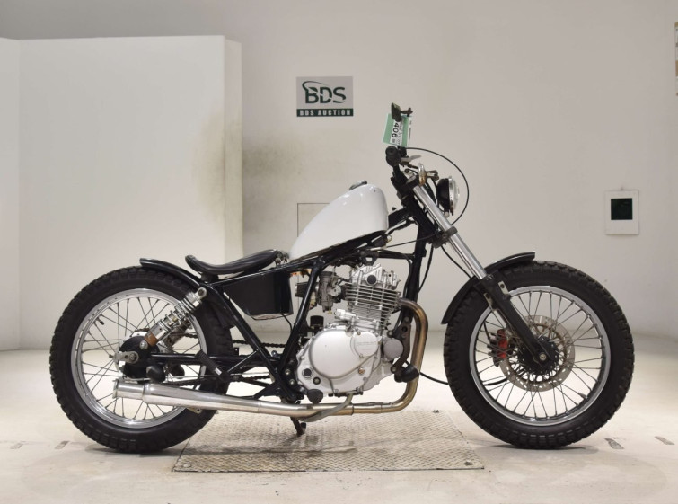 Мотоцикл Suzuki GRASSTRACKER BIGBOY з пробігом 1787 km з пробігом 1787 km