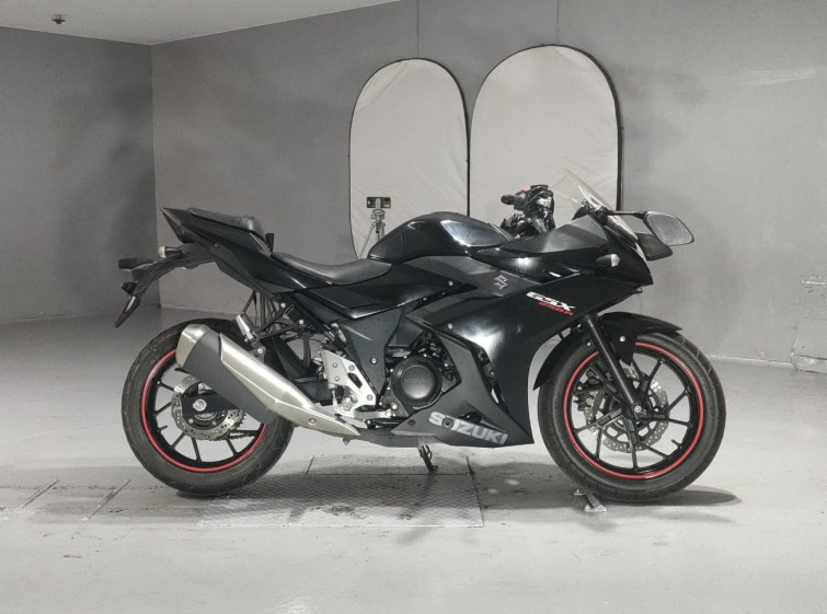 Мотоцикл Suzuki GSX250R с пробегом 15038 km