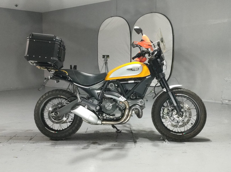 Мотоцикл Ducati SCRAMBLER 803 CLASSIC с пробегом 25314 km