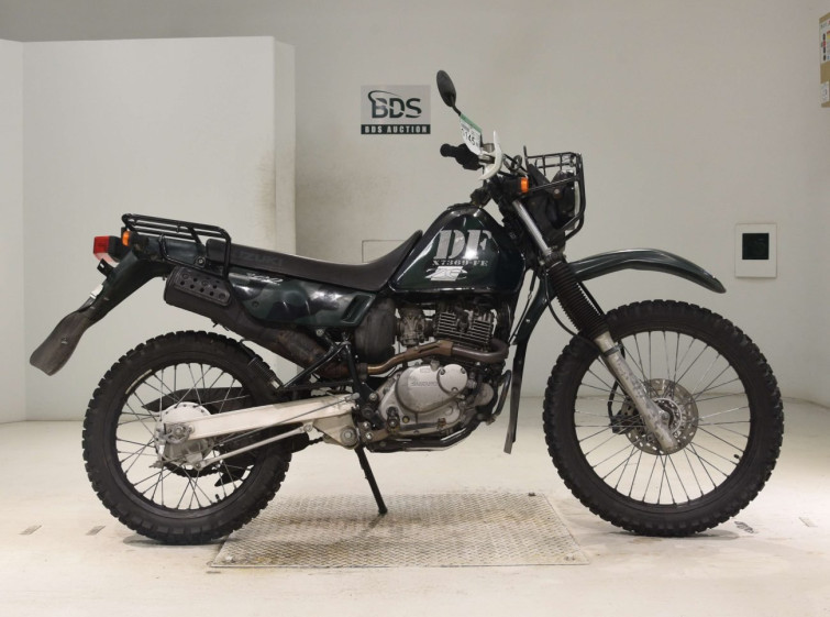Мотоцикл Suzuki DF200E з пробігом 6753 km
