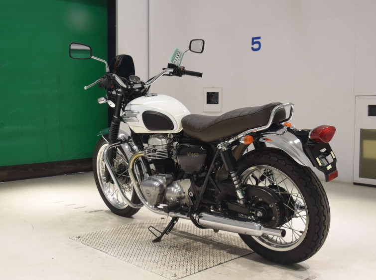 Мотоцикл Kawasaki W650 с пробегом 13506 km с пробегом 13506 km