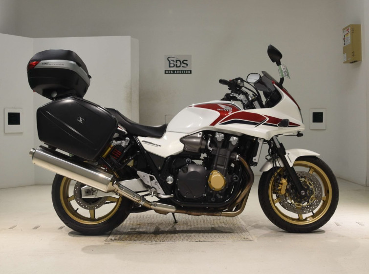 Мотоцикл Honda CB1300SF ST з пробігом 77904 km