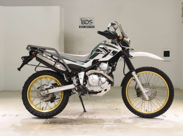 Мотоцикл Yamaha SEROW XT250 с пробегом 11586 km
