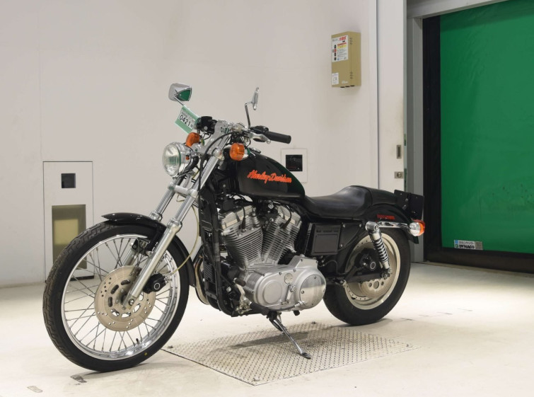 Мотоцикл HD SPORTSTER CUSTOM XL883C с пробегом 1357 km с пробегом 1357 km