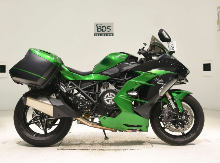 Мотоцикл Kawasaki NINJA H2 SX з пробігом 9734 km